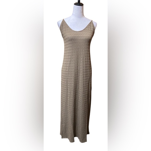 NWT Crochet Tie Back Maxi Dress - Picture 3 of 4